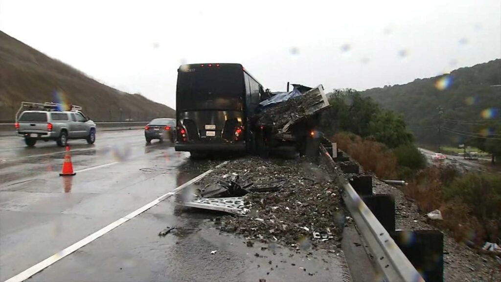 truck accidents in California you need a lawyer, call vbv law group